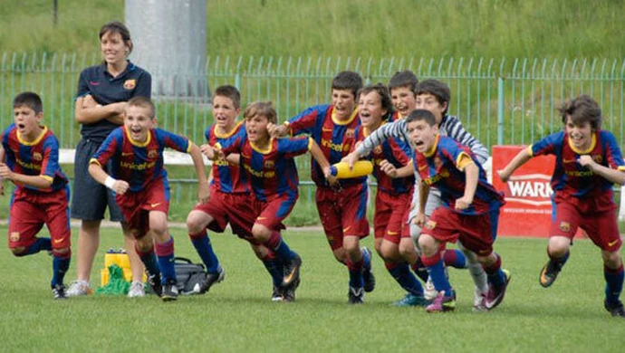 Piotrkowskie szkółki piłkarskie lepsze od tej FC Barcelony?