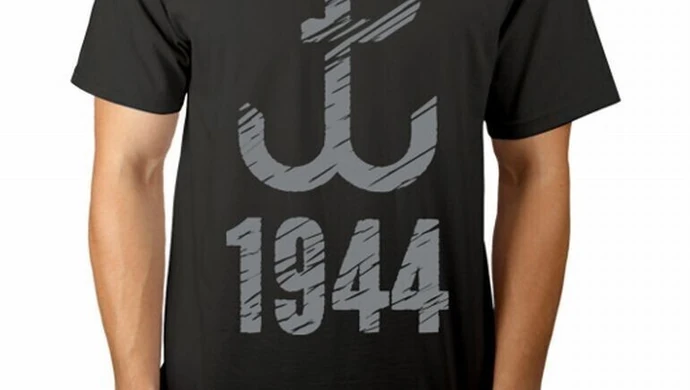 "Zakładanie koszulki z Polską Walczącą nie robi z człowieka patrioty"