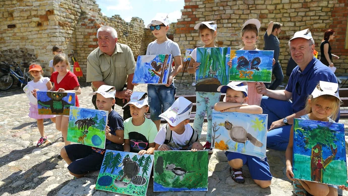 Mali artyści &#8222;Kolorowej Lokomotywy&#8221; na półmetku 