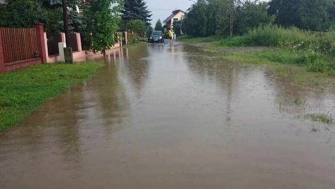 Posesje przy Ceramicznej wciąż zalewa 