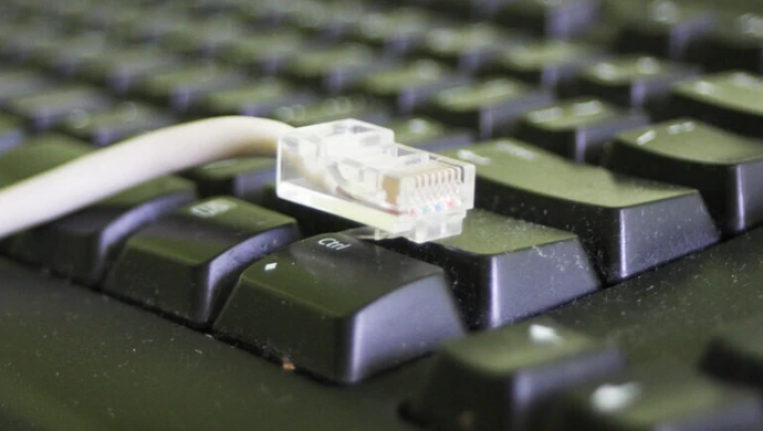 Nowy dostawca internetu dla wykluczonych cyfrowo piotrkowian 