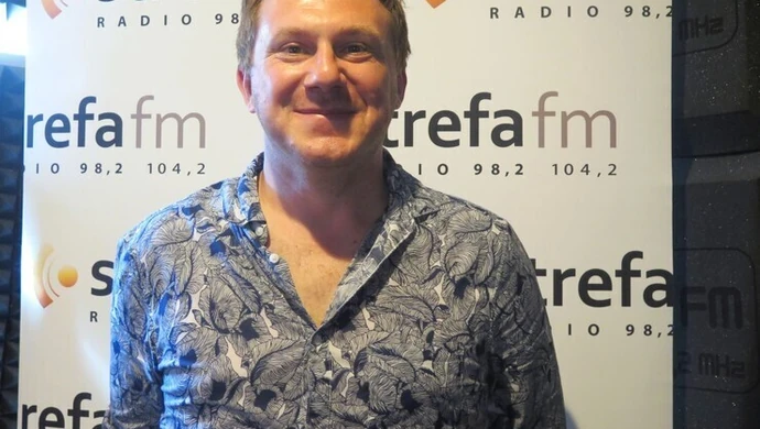 Łagodny, relaksujący, poetycki – Napiórkowski w studiu Strefy FM 