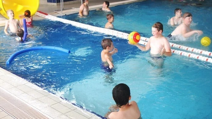 Basen przy Belzackiej nieczynny