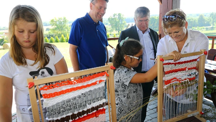 Kolorowa Lokomotywa przedłuża dzieciom wakacje!