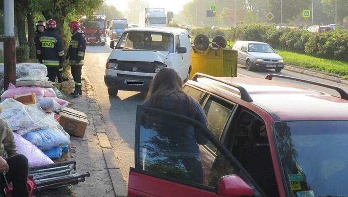 Wypadek w Al. Kopernika przy I LO