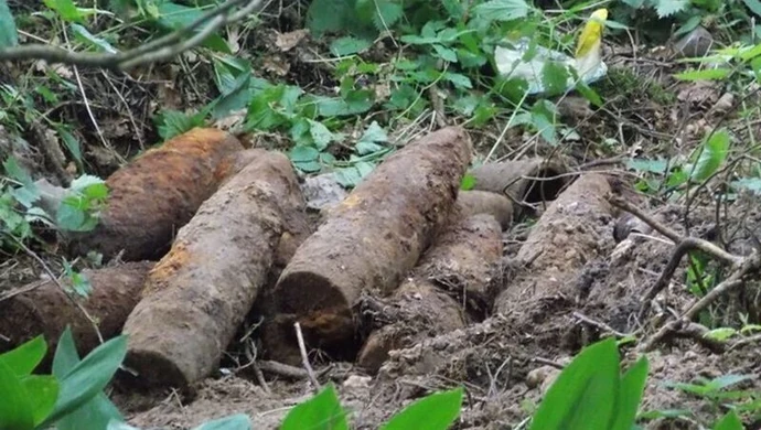 Podczas prac ziemnych znalazł pociski z II wojny światowej 