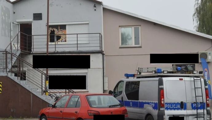 Sklep z dopalaczami jak twierdza 