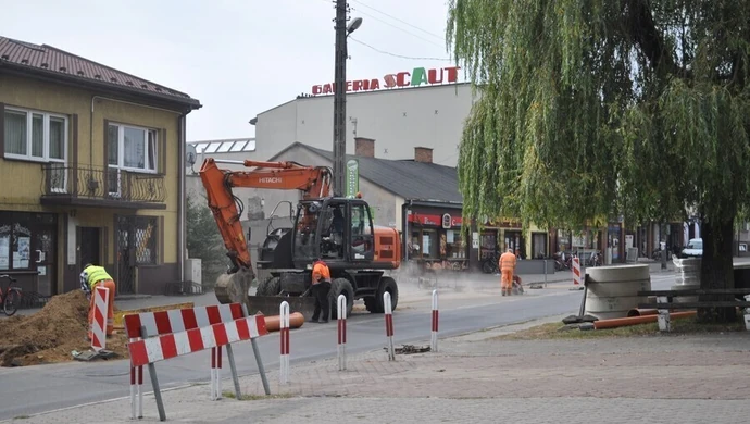 Remont gorzkowickiego rynku, są utrudnienia