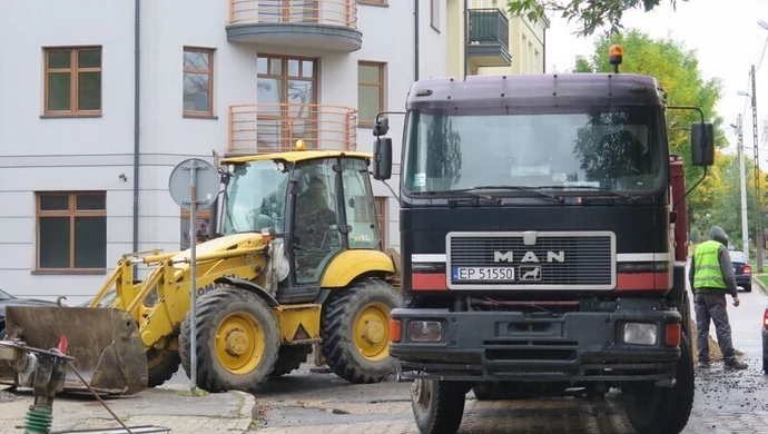 Ruszają prace na pl. Zamkowym w Piotrkowie 