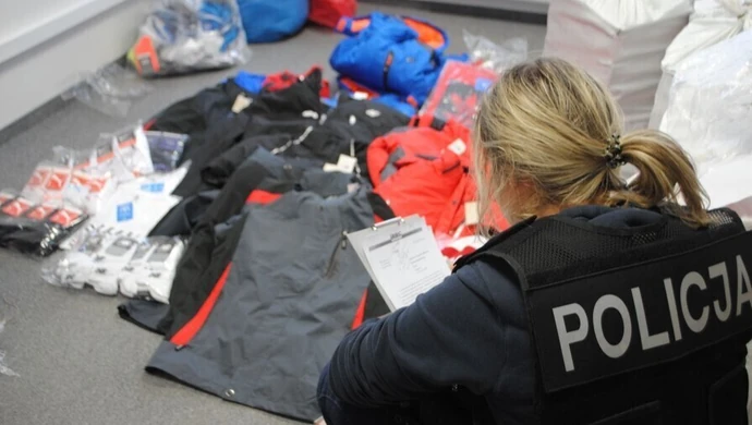 Na bazarze handlował podróbkami 