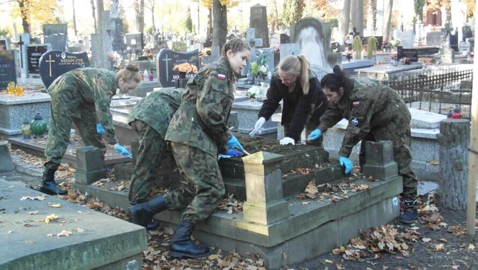 Będą porządkować zapomniane mogiły 