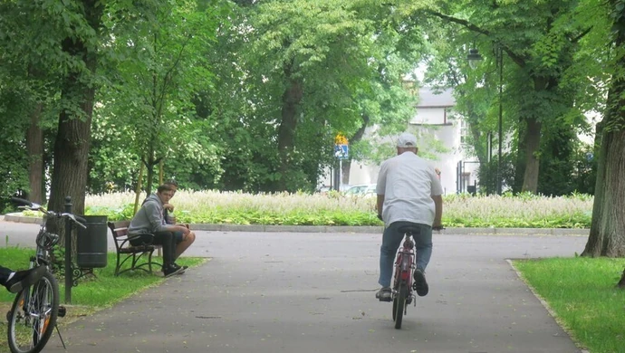 Park Poniatowskiego z kawiarnią?