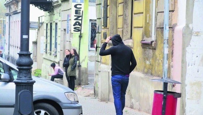 Dopalacze spłynęły w WC? 