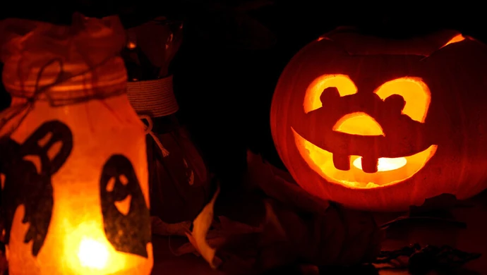 Cukierek albo psikus! Czy w piotrkowskich szkołach organizują Halloween?