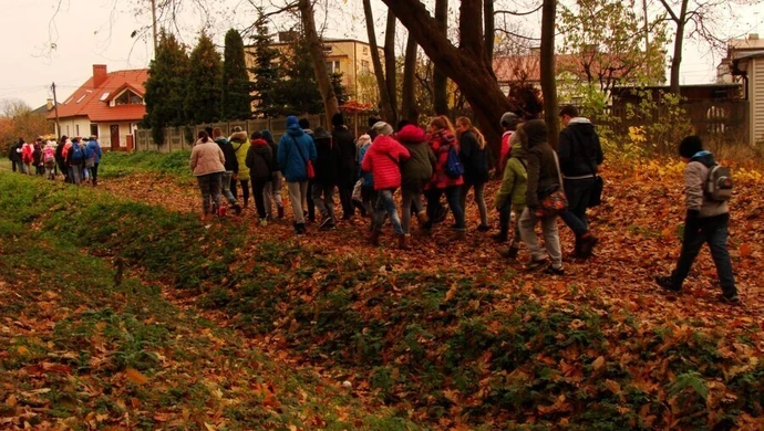 Wędrówka pod ekoparasolami z PTTK