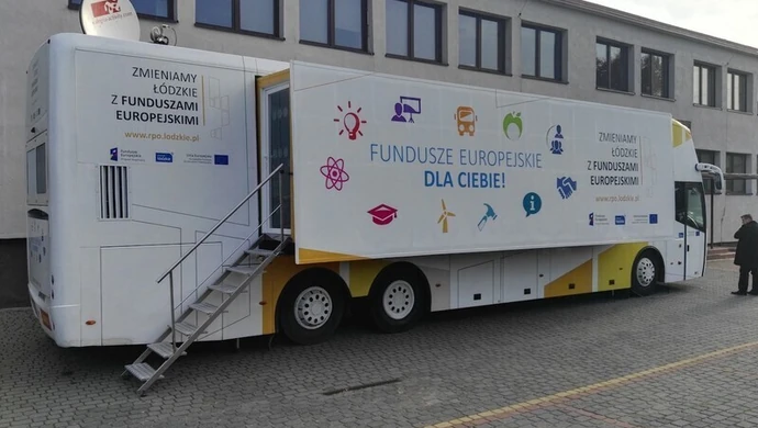 Eurobus zaparkował w Wolborzu