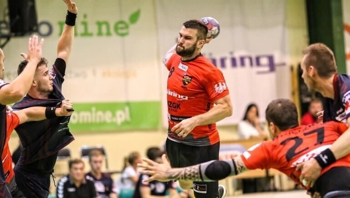 Nawet 5000 zł! Niektórzy sportowcy w Piotrkowie dostaną więcej?