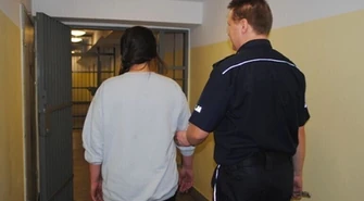 Sulejów. Kradli w markecie, wszystko widział policjant 