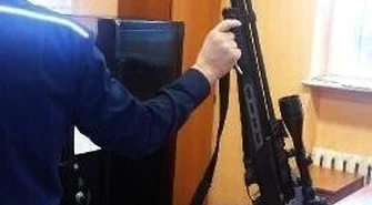 Zatrzymani za sprzedaż oraz posiadanie broni i amunicji