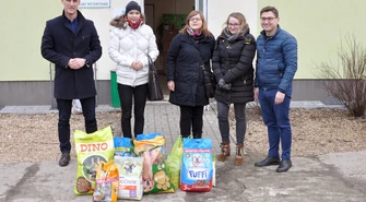Młodzi Ludowcy wsparli schronisko dla zwierząt