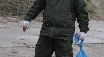 Sezon wędkarski zaczęli od sprzątania