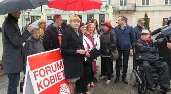 &#8222;O życiu osobistym Polek nie mogą decydować panowie w czarnych sukmanach&#8221;