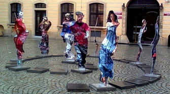 Mass media wg Anny Kutery &#8211; wystawa w ODA