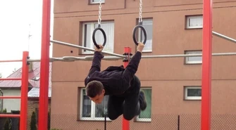 Street workout na placu Włókniarzy 