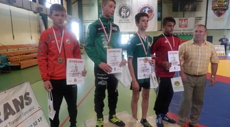 Walczyli o puchar Piotra Stępnia