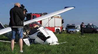 Spadła awionetka, dwie osoby ranne