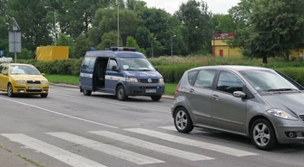 Kolizja na przejściu dla pieszych przy &#8222;Chrobrym&#8221;