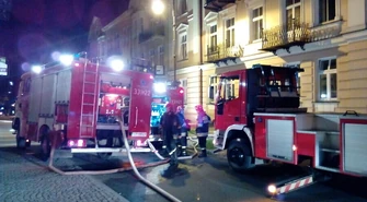 Pożar w kamienicy przy Dąbrowskiego