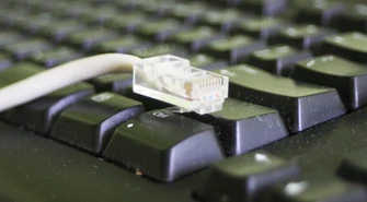 Nowy dostawca internetu dla wykluczonych cyfrowo piotrkowian 