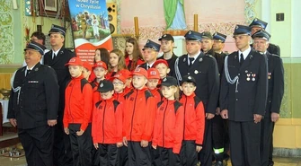 Młodzi ochotnicy z Parzniewic dostali legitymacje