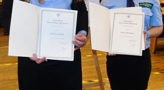 Uczennice z Bujen ze stypendiami premiera 