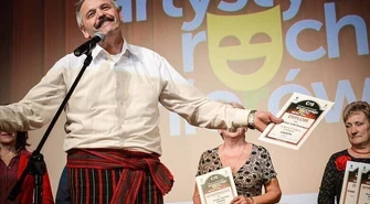 &#8222;Jacy Tacy Moszczeniacy&#8221; i Korytkowski nagrodzeni