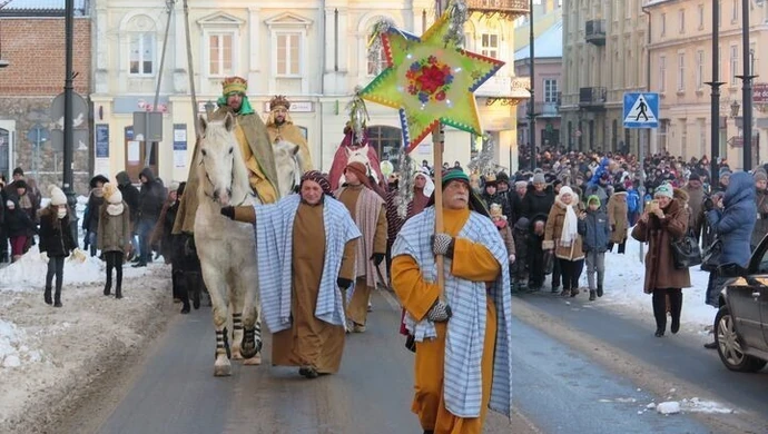 Orszak Trzech Króli w Piotrkowie [GALERIA]