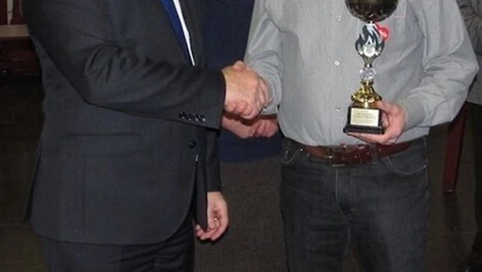 Brydżyści z WTKiT zdobyli puchar burmistrza