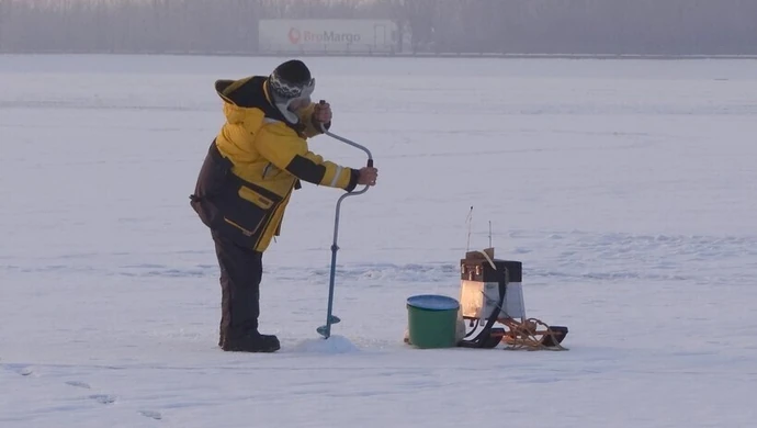 Sławek Kaźmierczak wygrał Podlodowe Zawody o Mistrzostwo Koła