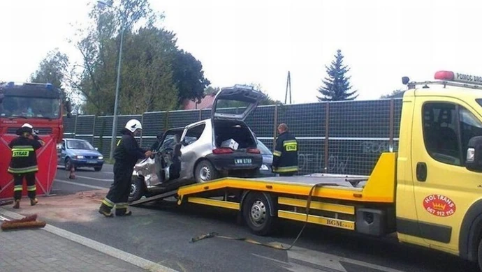 Najwięcej wypadków na drogach powiatowych, gminnych... i na DK12