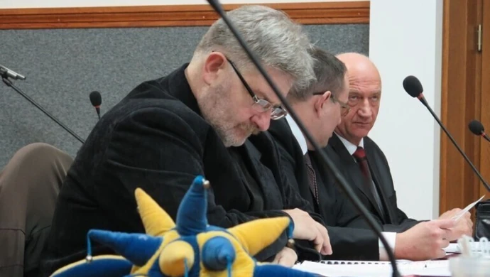 Opozycja nie może się porozumieć. Kolejny wniosek o sesję