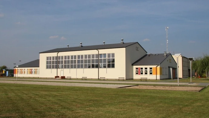 Ile szkół po wprowadzeniu reformy? 