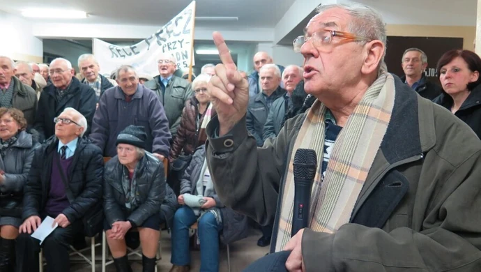 "Przychodnia zostaje albo wywieziemy was stąd na taczkach!"