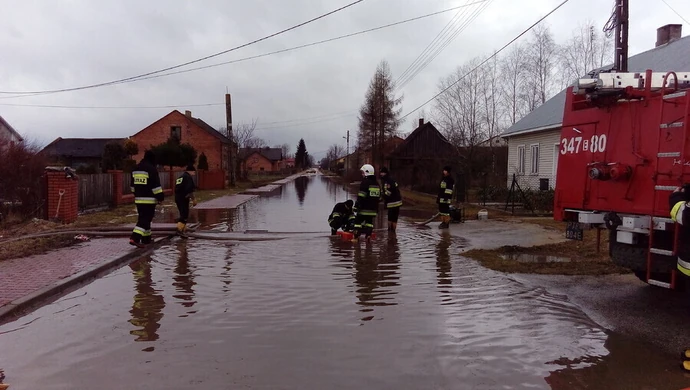 Podtopienia w Kłudzicach. Mieszkańcy mają dość
