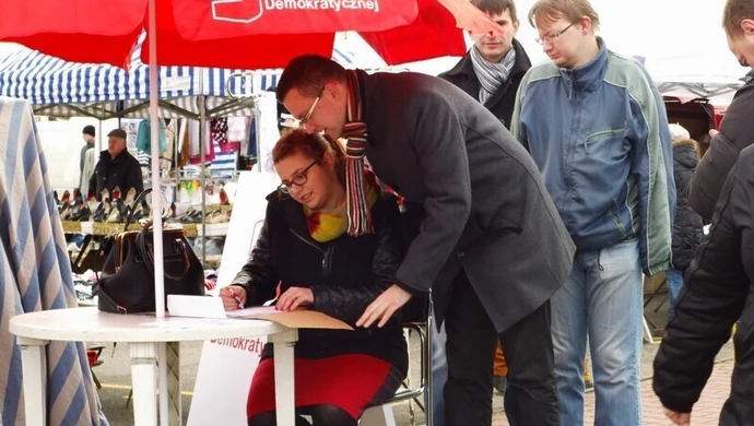 Na targowisku będą zbierać podpisy 