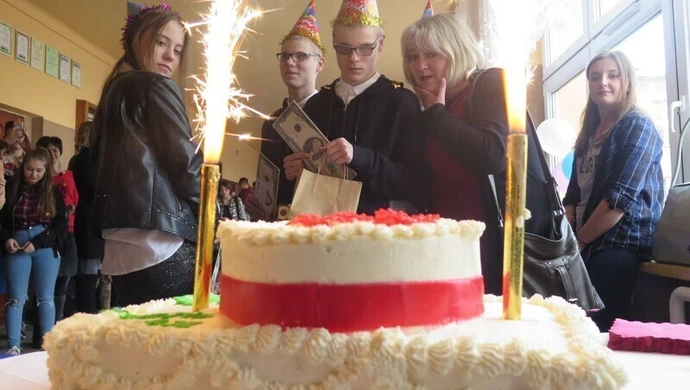 „Majkowe czworaczki” właśnie skończyły 18 lat 