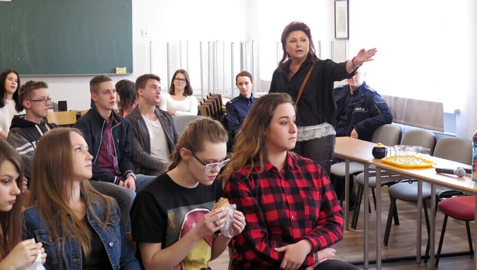 W II LO debatowali o bezpieczeństwie