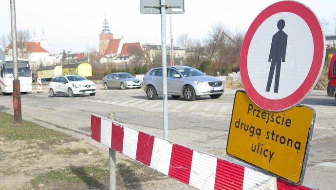 Kolejne zmiany organizacji ruchu na rondzie Sulejowskim