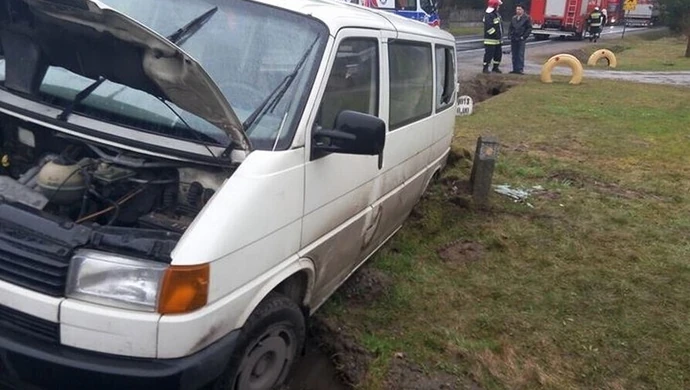 Dwie osoby ranne w wypadku w Jaksonku 