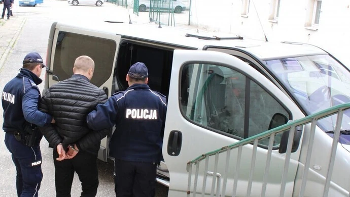 Handel ludźmi, zmuszanie do prostytucji, handel narkotykami. Policja rozbiła grupę przestępczą 